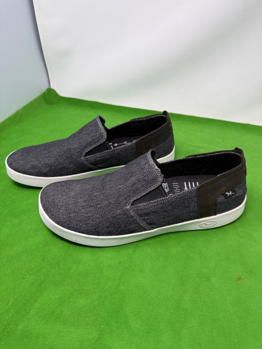 CHACO Men BLACK Slip On Loafer sneaker size 12